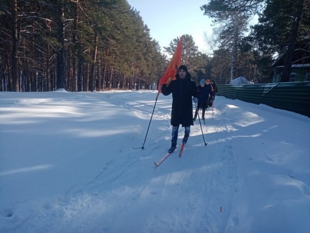 В Сибирском федеральном округе стартовал Межрегиональный лыжный поход «Ледовый марафон-2021»