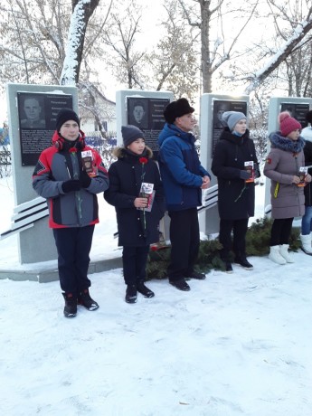 Оренбургские посиковики провели интеллектуальный марафон знатоков военной истории «Нам знать и помни