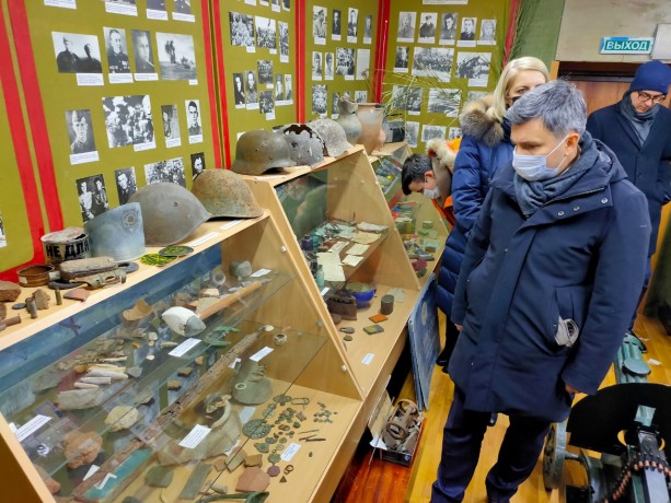 Правительство Астраханской области посетило музей поисковиков