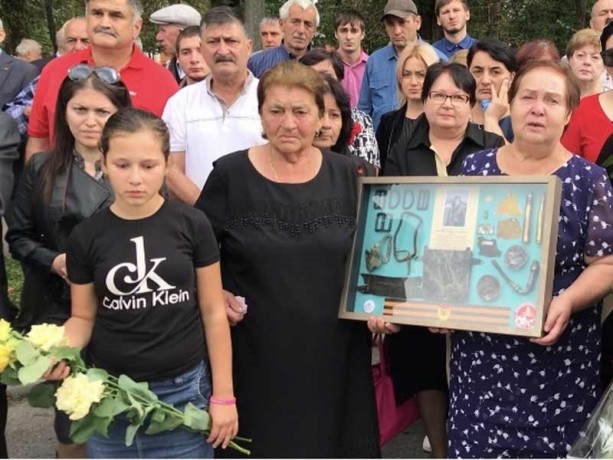 В Северной Осетии похоронили лётчика Владимира Зангиева