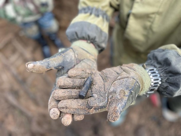 Пятнадцать красноармейцев обнаружили поисковики отряда «Пионер» в Ржевском районе