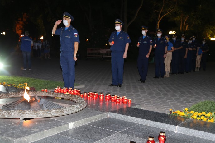 Астраханские патриоты приняли участие в акции «Свеча памяти»