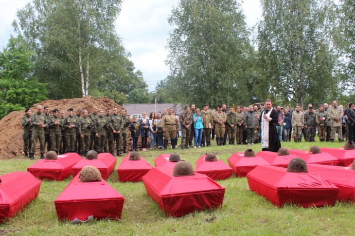 В Тверской области состоялось захоронение 487 бойцов и командиров Красной Армии