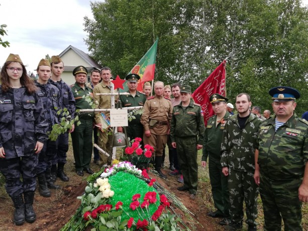 В Республике Татарстан продолжается работа по реконструкции воинских захоронений