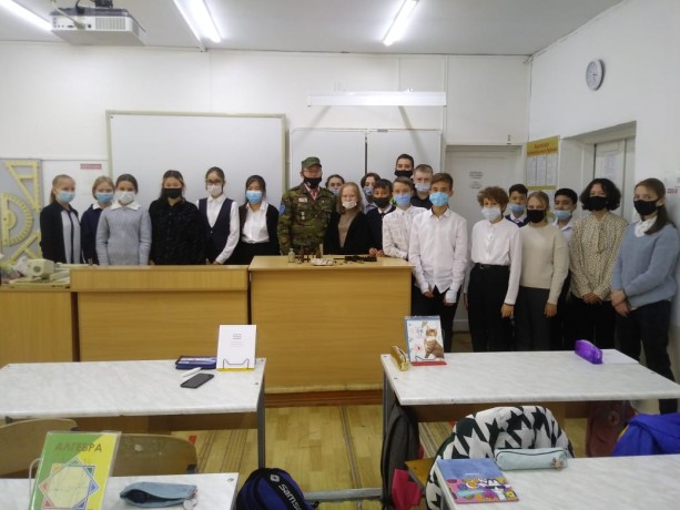 Поисковики Казахстана рассказали школьникам о проекте «Без срока давности»
