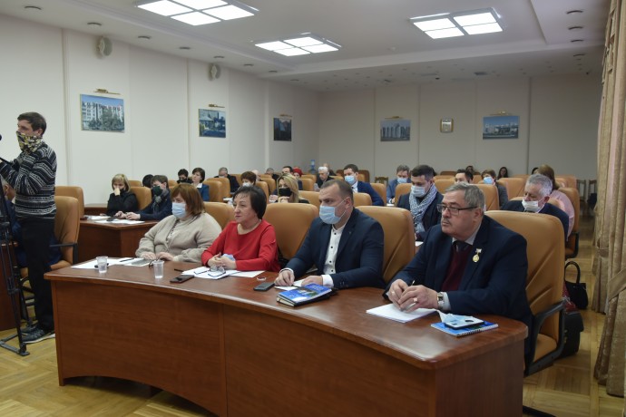 Астраханские поисковики приняли участие в заседании IV созыва городской Общественной палаты