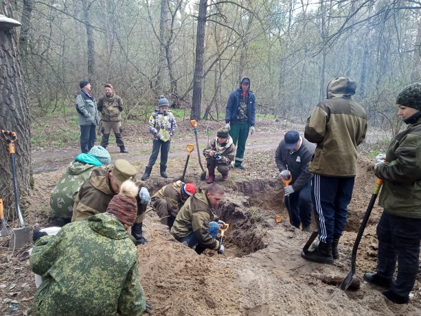 Поисковики Курской области обнаружили останки неизвестных солдат