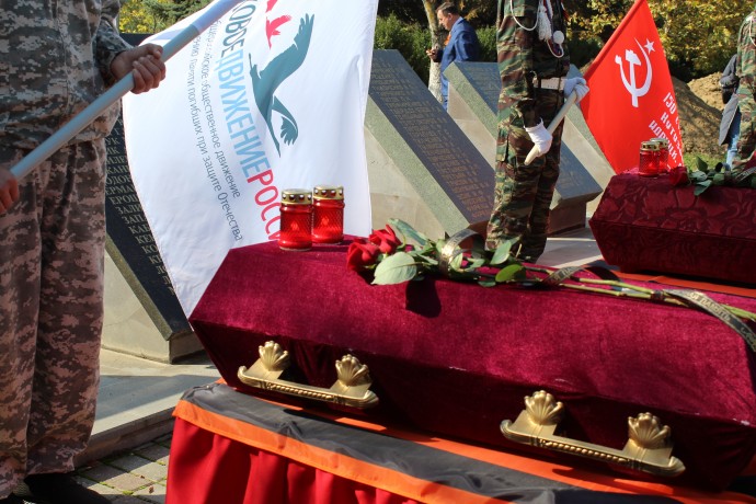 В Ставропольском крае состоялась торжественно-траурная церемония захоронения останков 7 казаков-кава