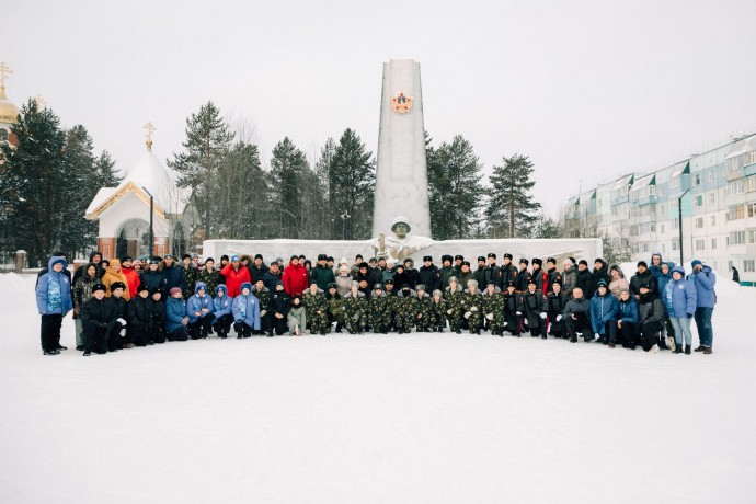 На Ямале прошли памятные мероприятия в День неизвестного солдата