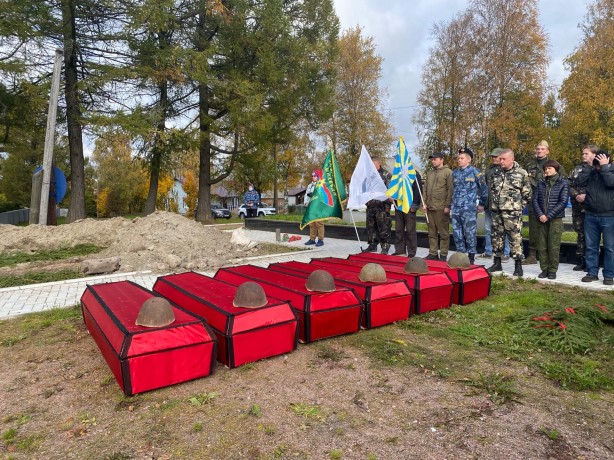 В Республике Карелия состоялась церемония захоронения останков 41 советского воина