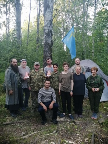 Ивановские поисковики подняли останки пяти красноармейцев на территории Чудовского района Новгородск