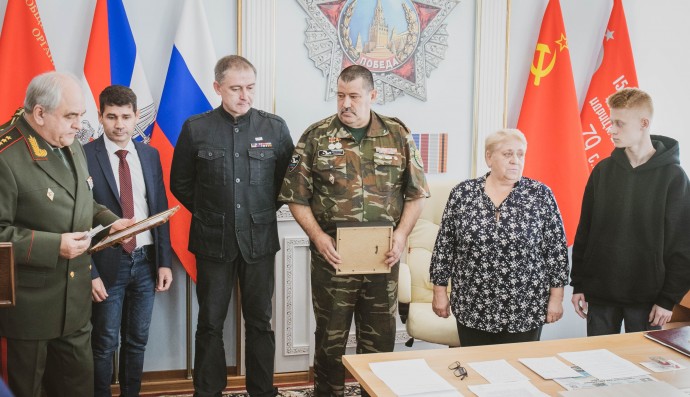 В Российском Союзе ветеранов состоялась торжественная церемония передачи медальона родственникам Зем