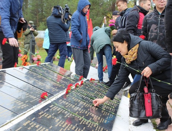 В Мурманской области похоронили 61 красноармейца