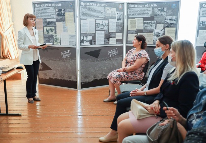 В Ишиме поисковики открыли выставку архивных документов «Без срока давности»