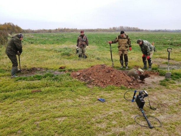 Четырех красноармейцев обнаружили поисковики отряда «Победа» в Ржевском районе