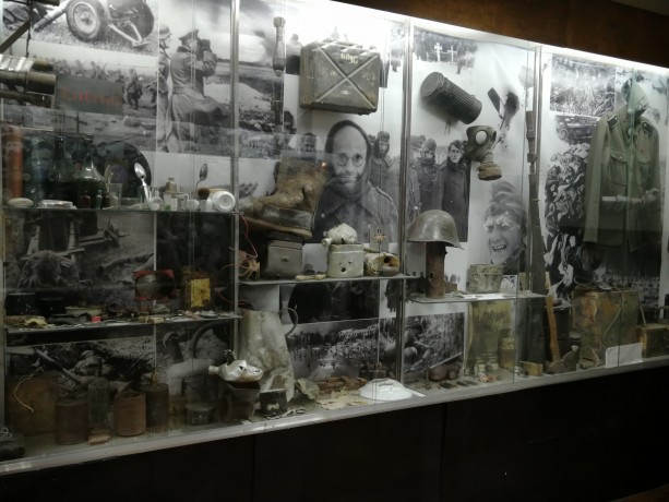 Музей кировских поисковиков посетили учащиеся областного техникума