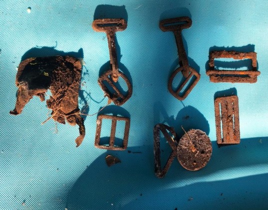 В Парфинском районе обнаружены останки советского летчика 0