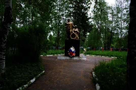 Вологодские поисковики установили фамилии двух захороненных в Соколе красноармейцев